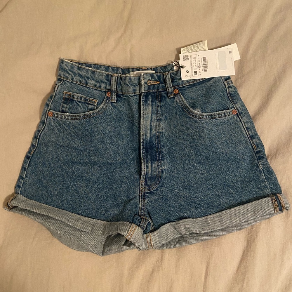 Zara high rise Bermuda mom fit jean shorts
